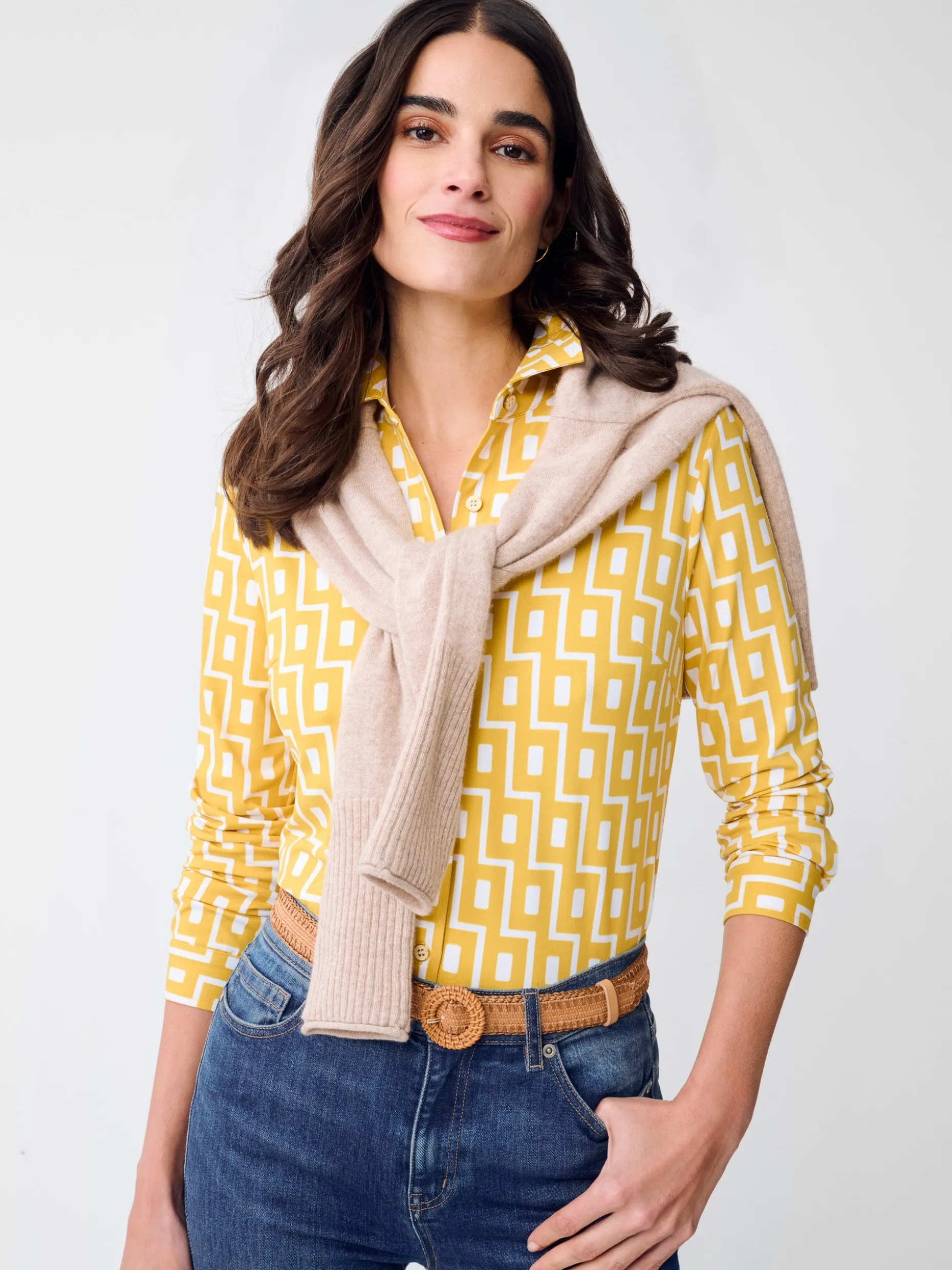 Betty Shirt in City Windows