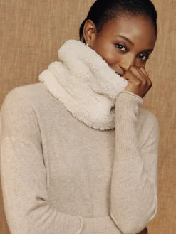 Chalet Teddy Bear Snood