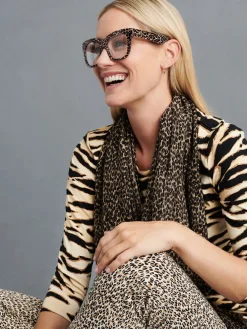 Jaden Readers in Leopard