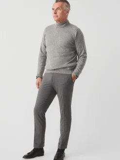 Rollneck Sweater in Featherweight Cashmere