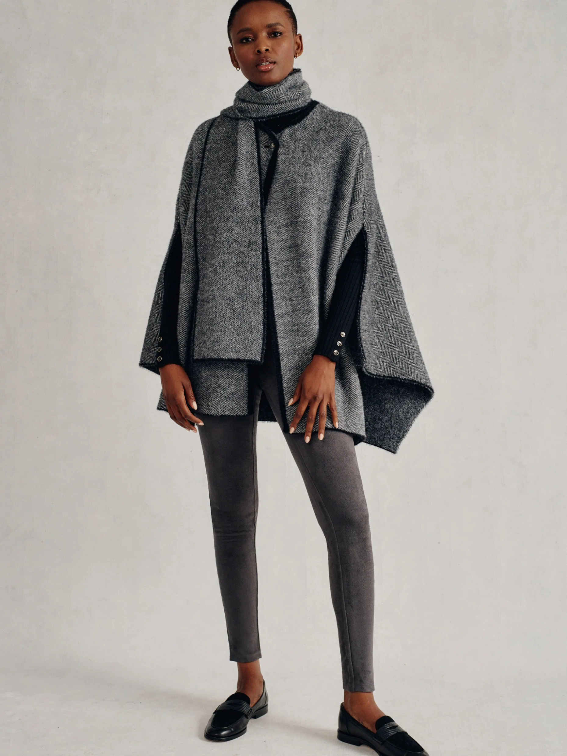 Suri Faux Suede Leggings