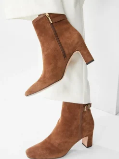 Vivvi Suede Ankle Boots
